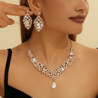 SET695 - Fashion Gemstone Necklace Set